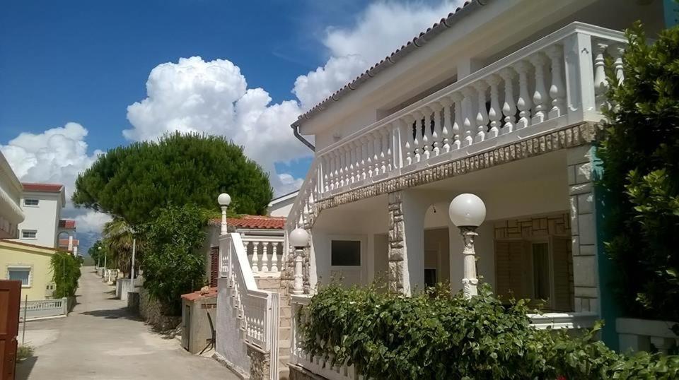 Apartmani Prpic Vir Ngoại thất bức ảnh