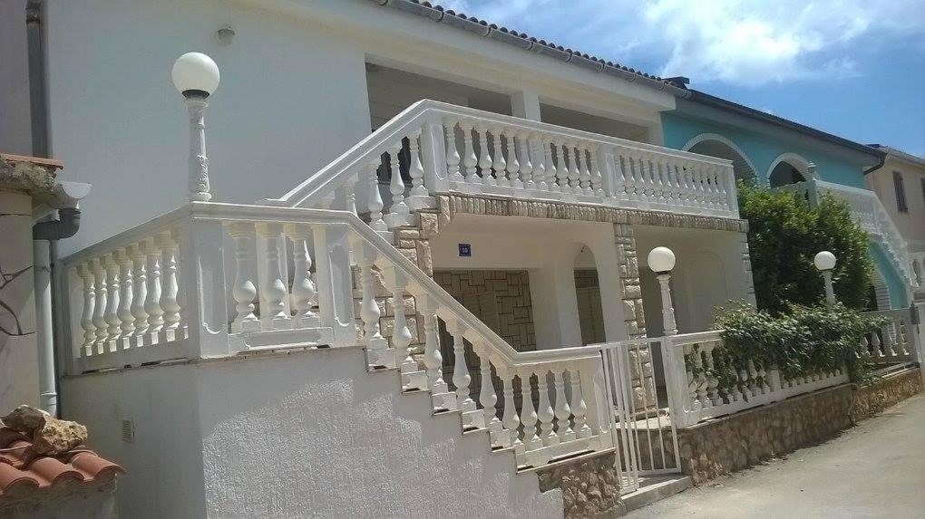 Apartmani Prpic Vir Ngoại thất bức ảnh